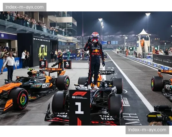 维斯塔潘杆位发车夺冠，红牛车队2026赛季开局两连胜