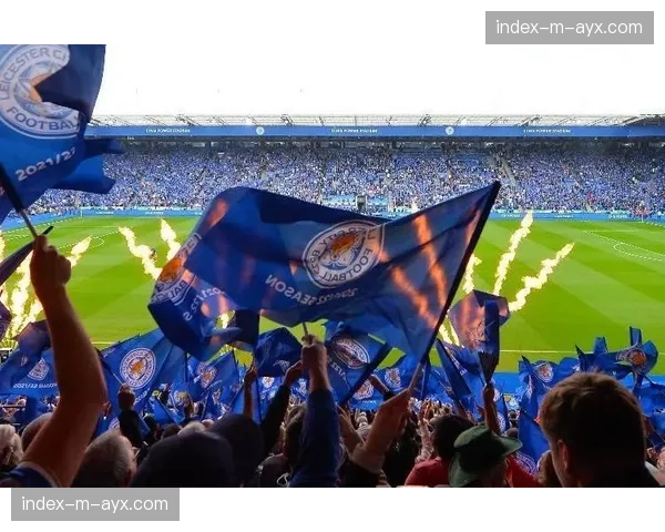 赛后通讯：莱斯特城提前升级，王权球场外成为蓝色海洋。